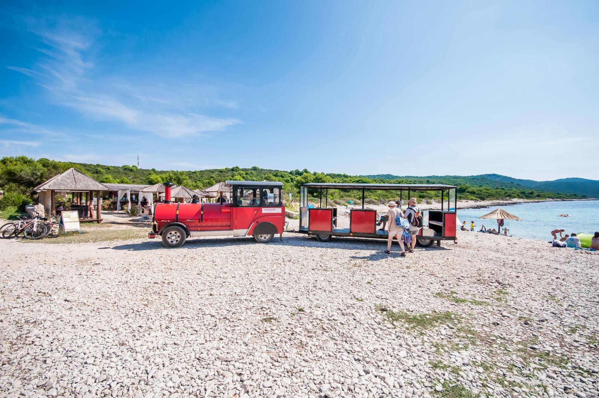 Hotel Lavanda Božava Dış mekan fotoğraf